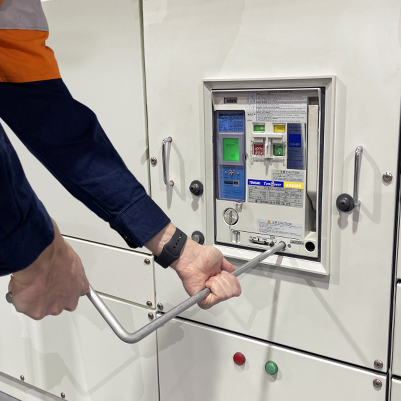 Integrated ACB Racking Device